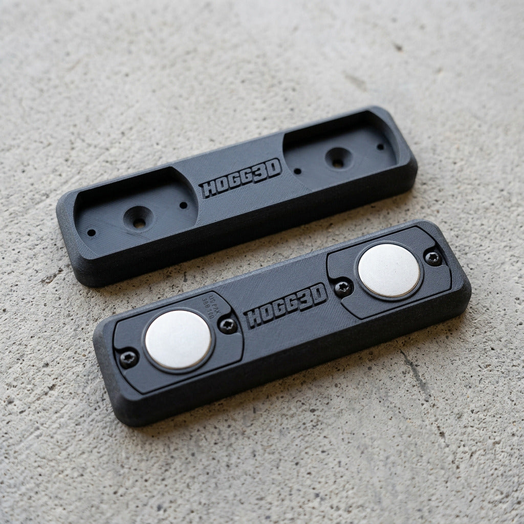 HOGG3D PC-CF double adapter plates, with Magnetic Mic mount shown for fitment only; mount not included