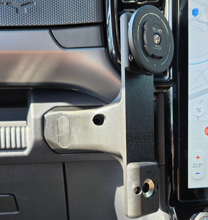 UHF/Quadlock/Universal Dash Mount for Ford Ranger Super Duty IDMS